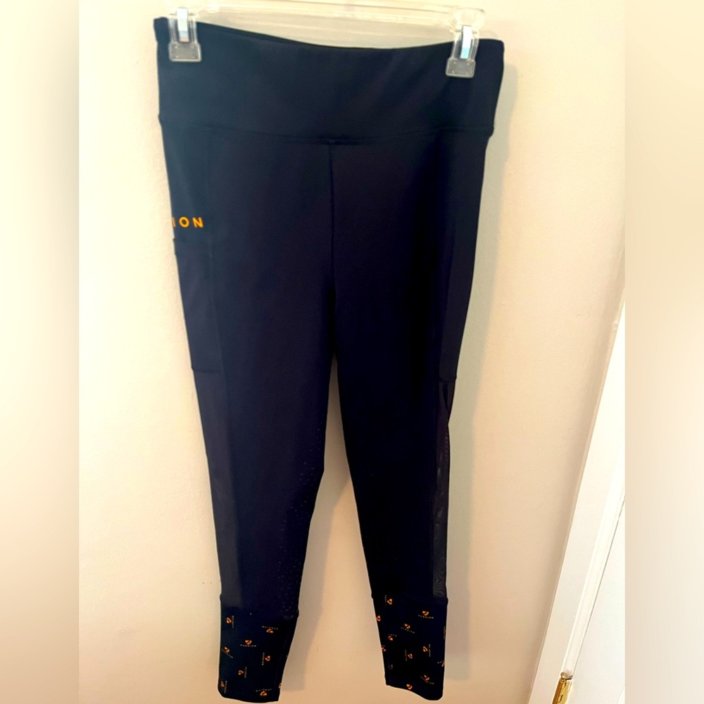Aubrion Women’s size small full seat riding tights